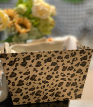 Load image into Gallery viewer, Gift Baskets