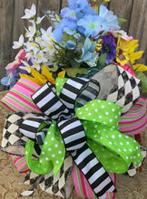 Load image into Gallery viewer, April Showers Craft Party