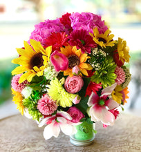 Load image into Gallery viewer, Grave headstone and vase set
